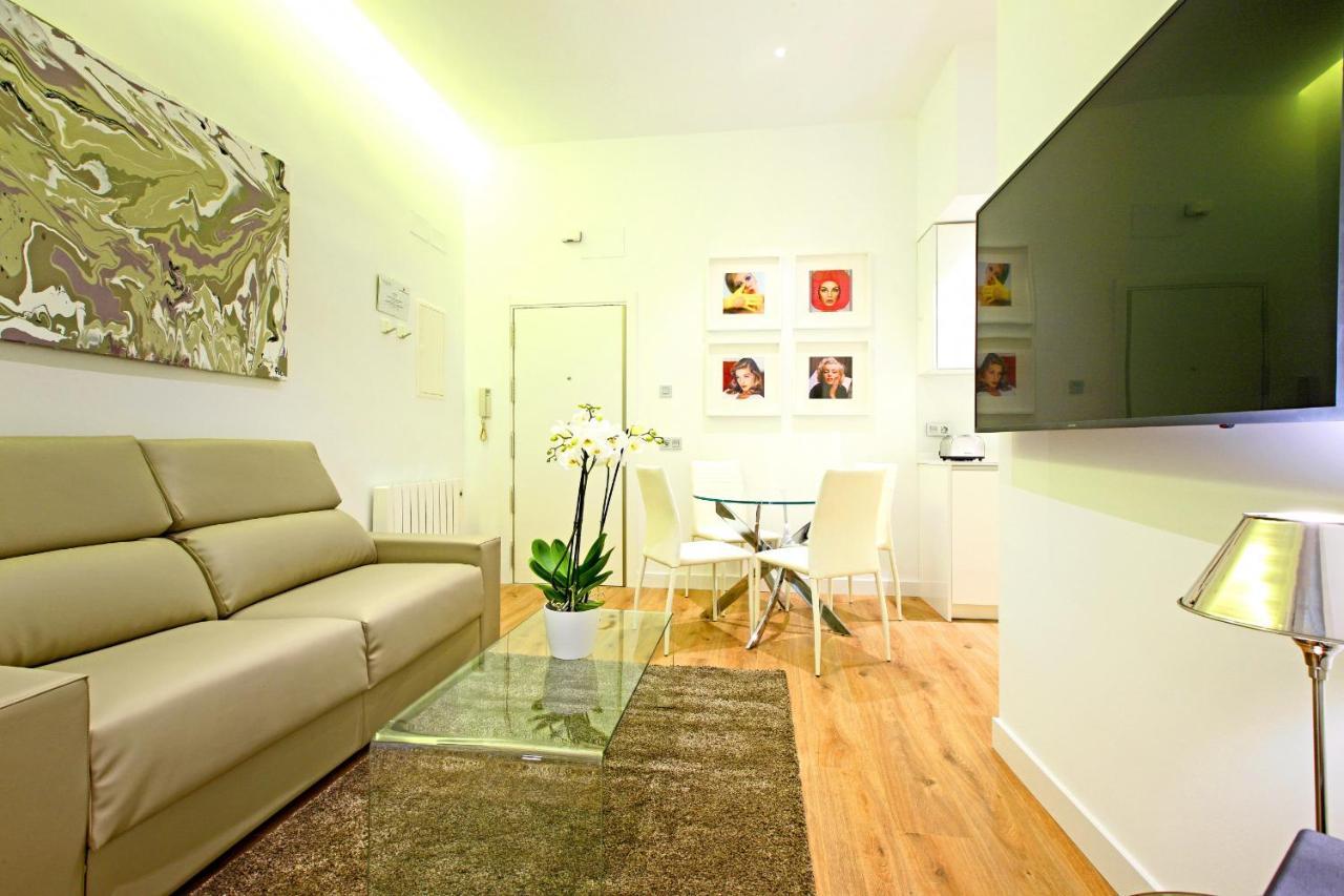 Prado Suite Madrid Exterior photo