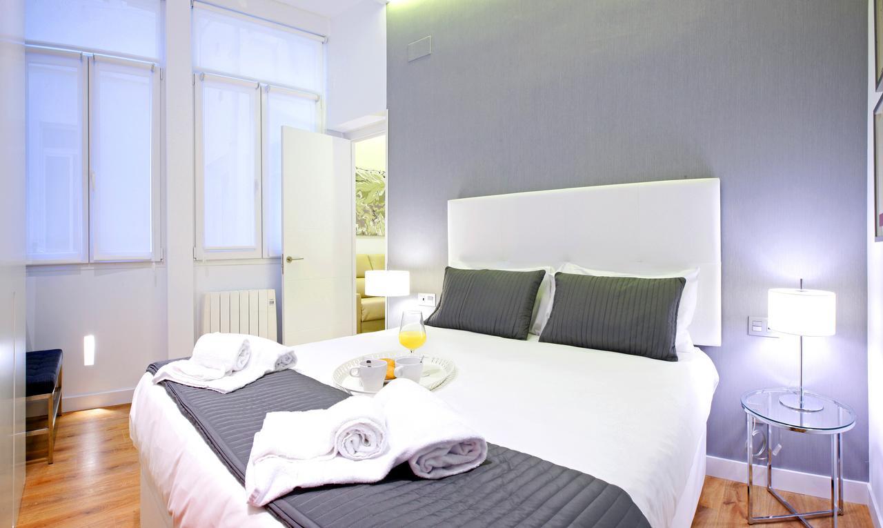 Prado Suite Madrid Exterior photo