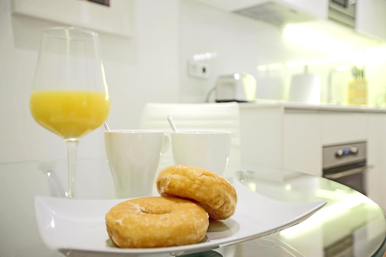 Prado Suite Madrid Exterior photo