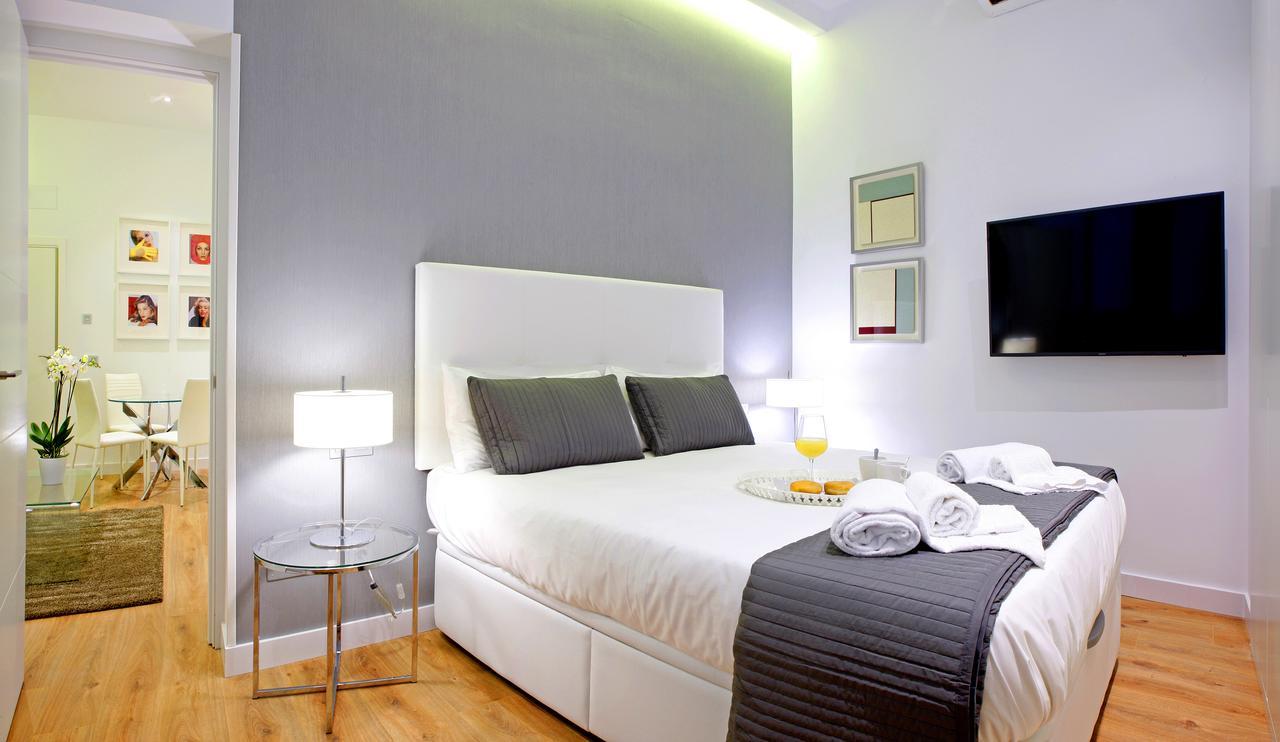 Prado Suite Madrid Exterior photo